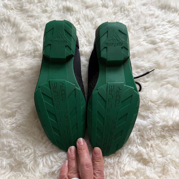 John Fluevog Asteroid Derby Black & Green Shoes - Picture 6 of 11